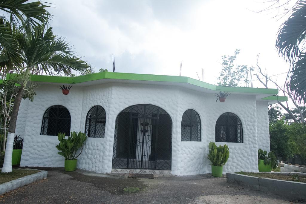 Rocky Top Retreat Negril Exterior photo